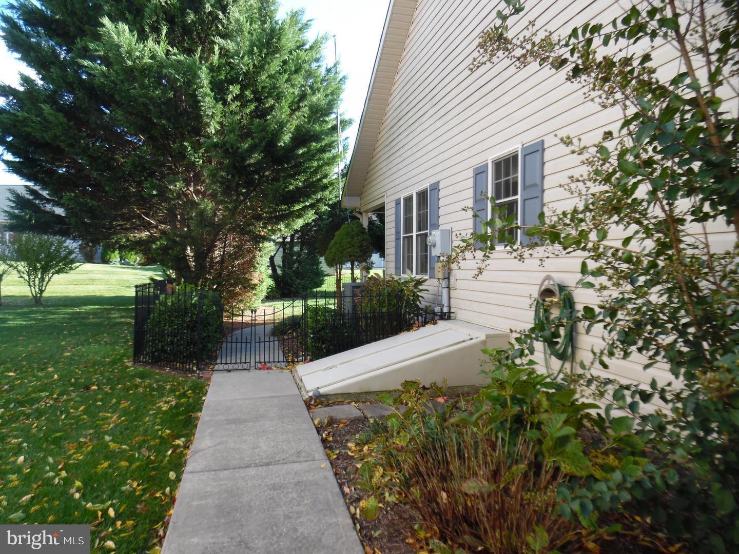 EAST EVERGREEN ESTATES - Residential