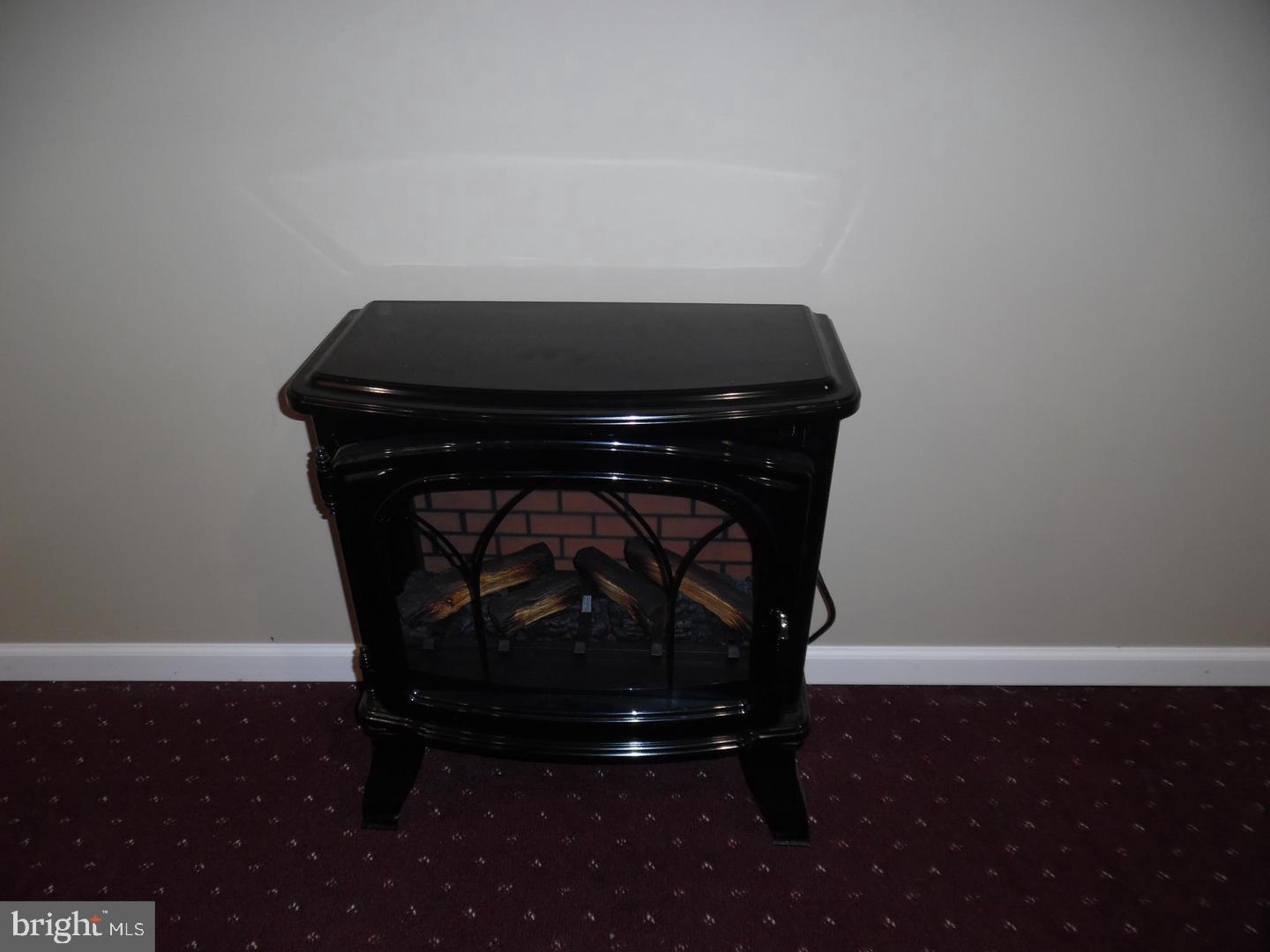 EAST EVERGREEN ESTATES - Residential