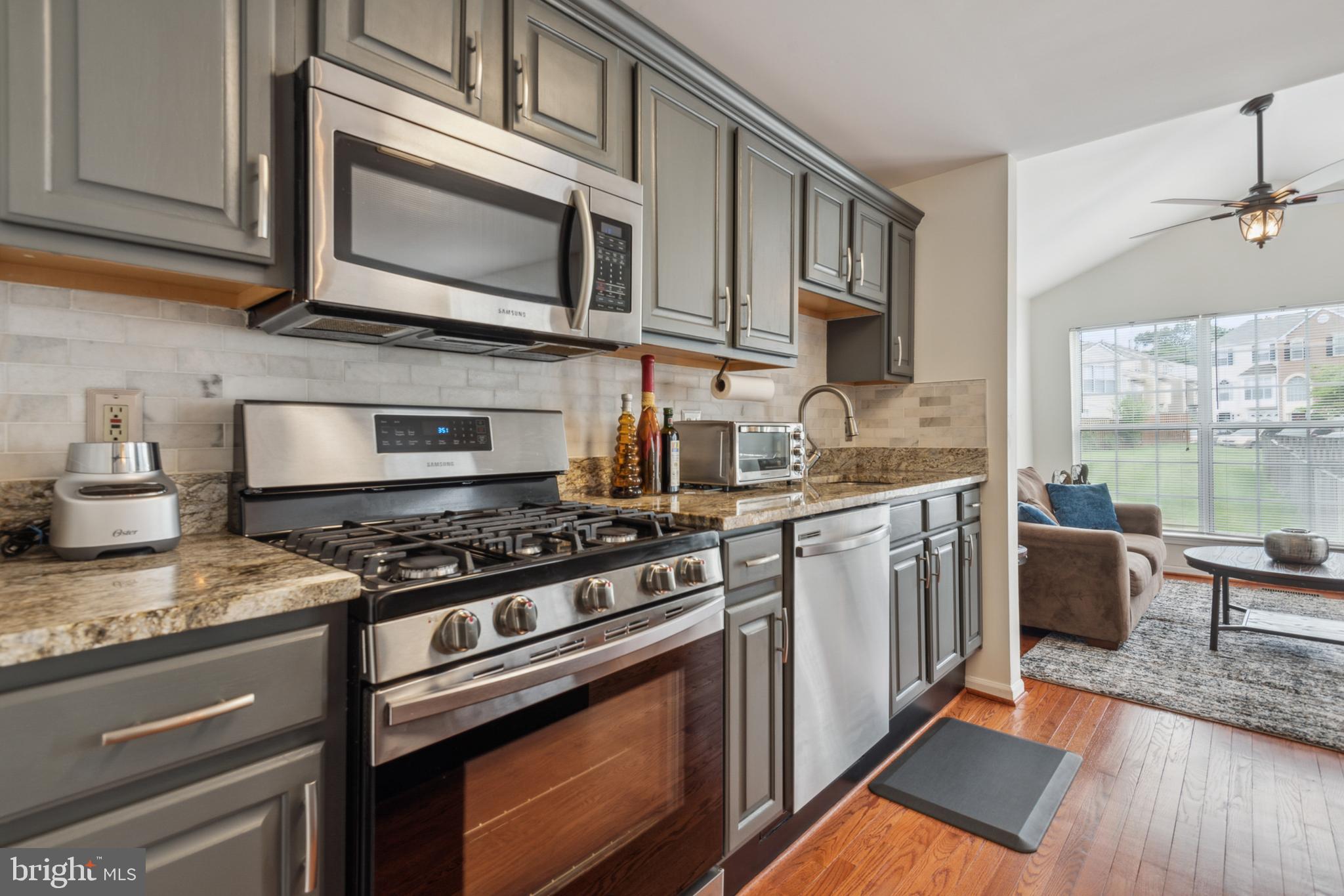 LAKEWOOD EST SUB - Residential