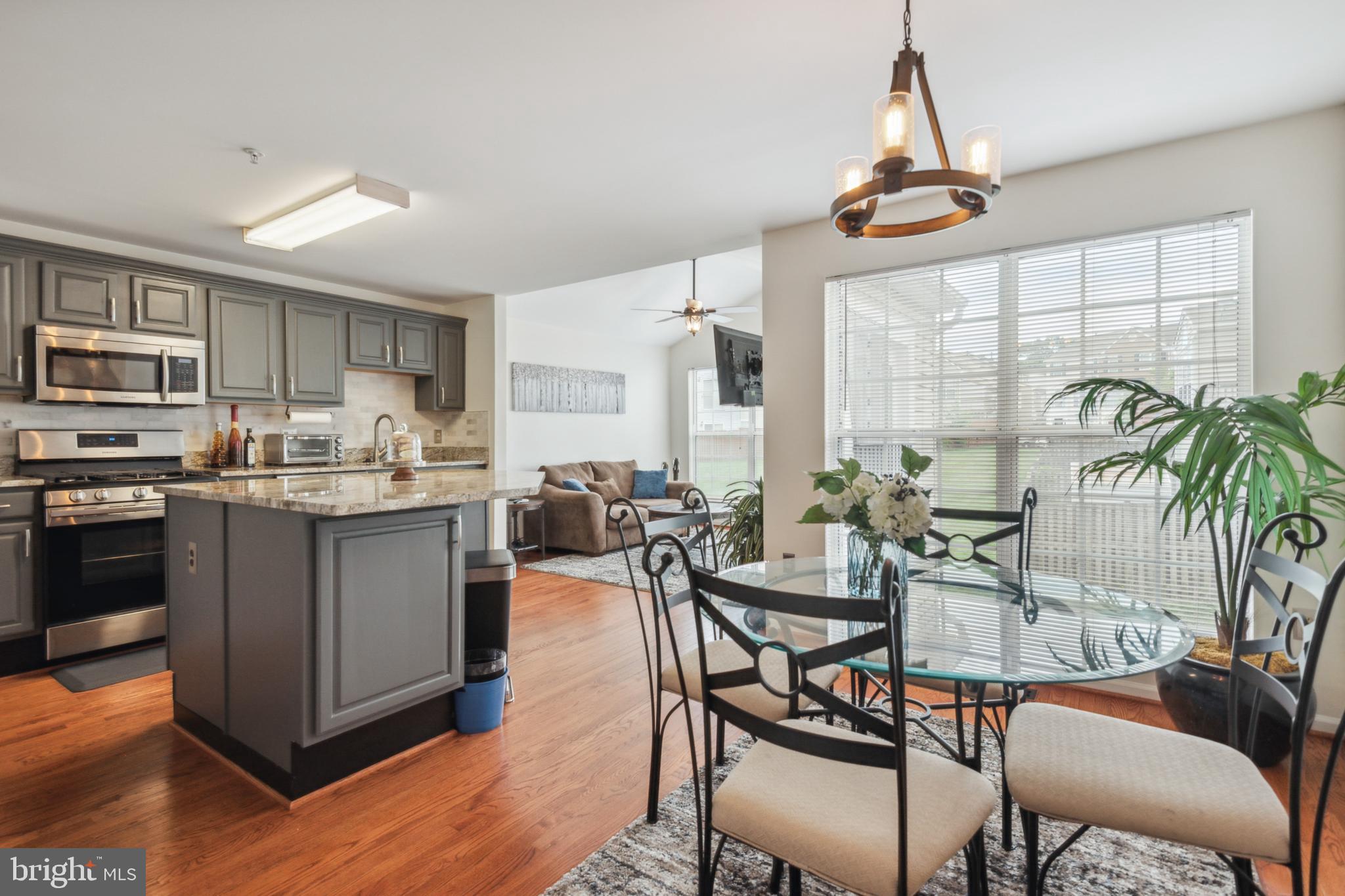 LAKEWOOD EST SUB - Residential