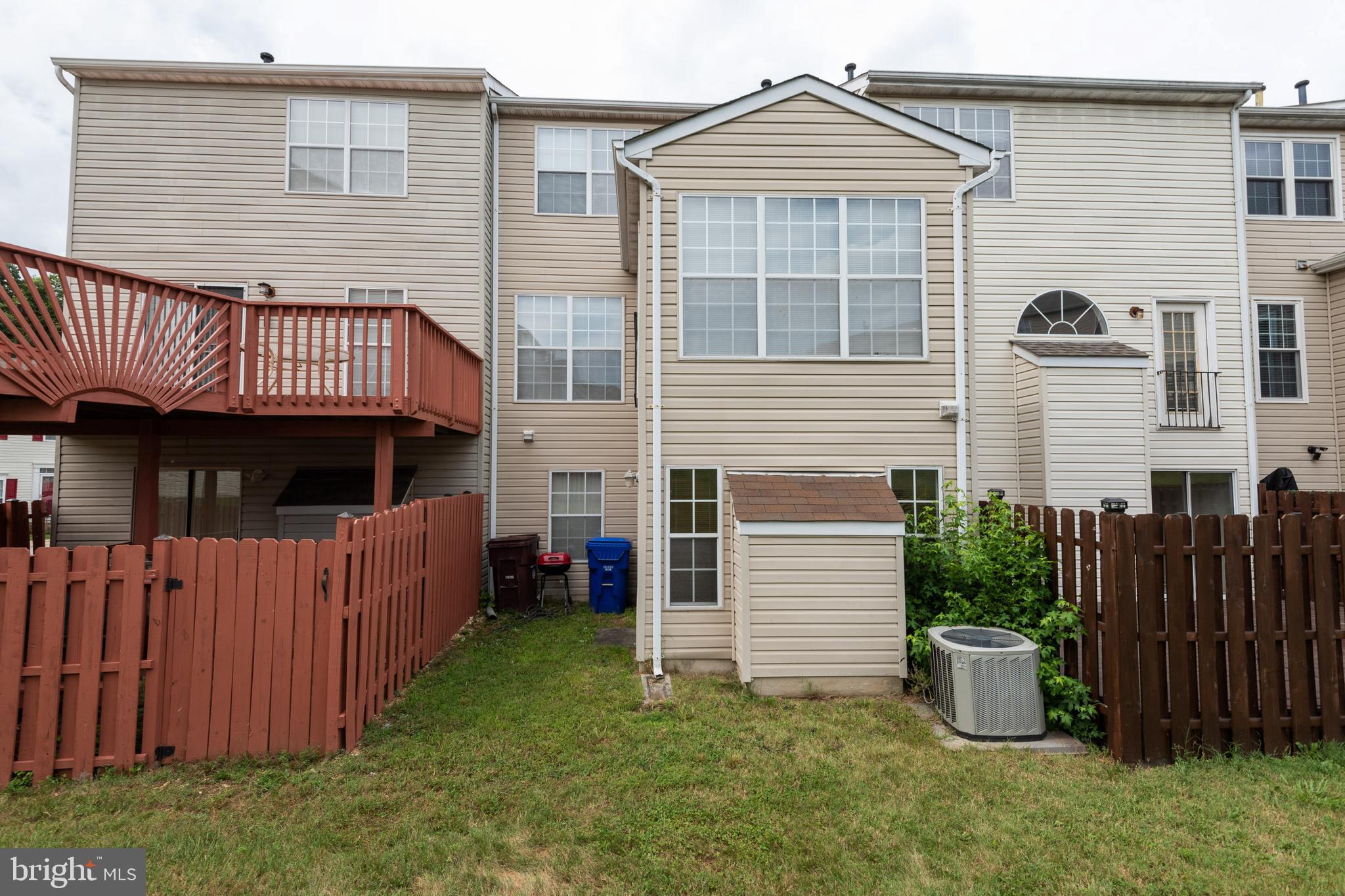 LAKEWOOD EST SUB - Residential