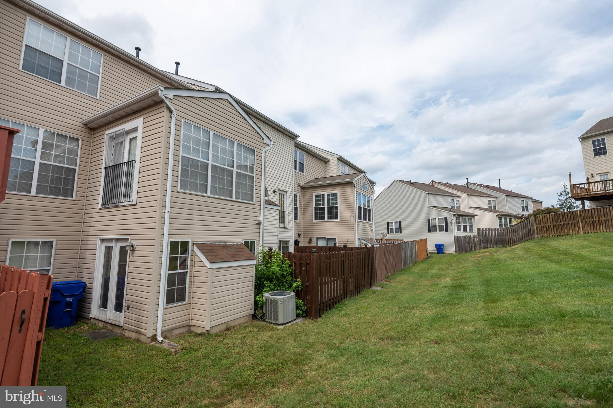 LAKEWOOD EST SUB - Residential