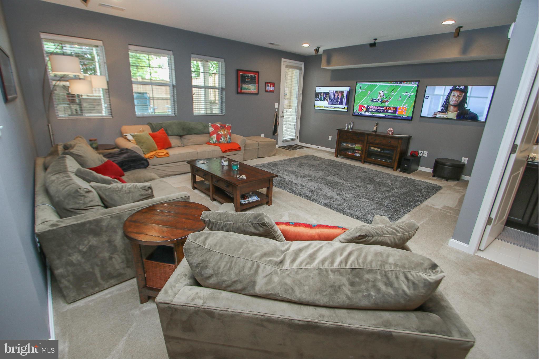 BRAMBLETON LANDBAY 3 - Residential Lease