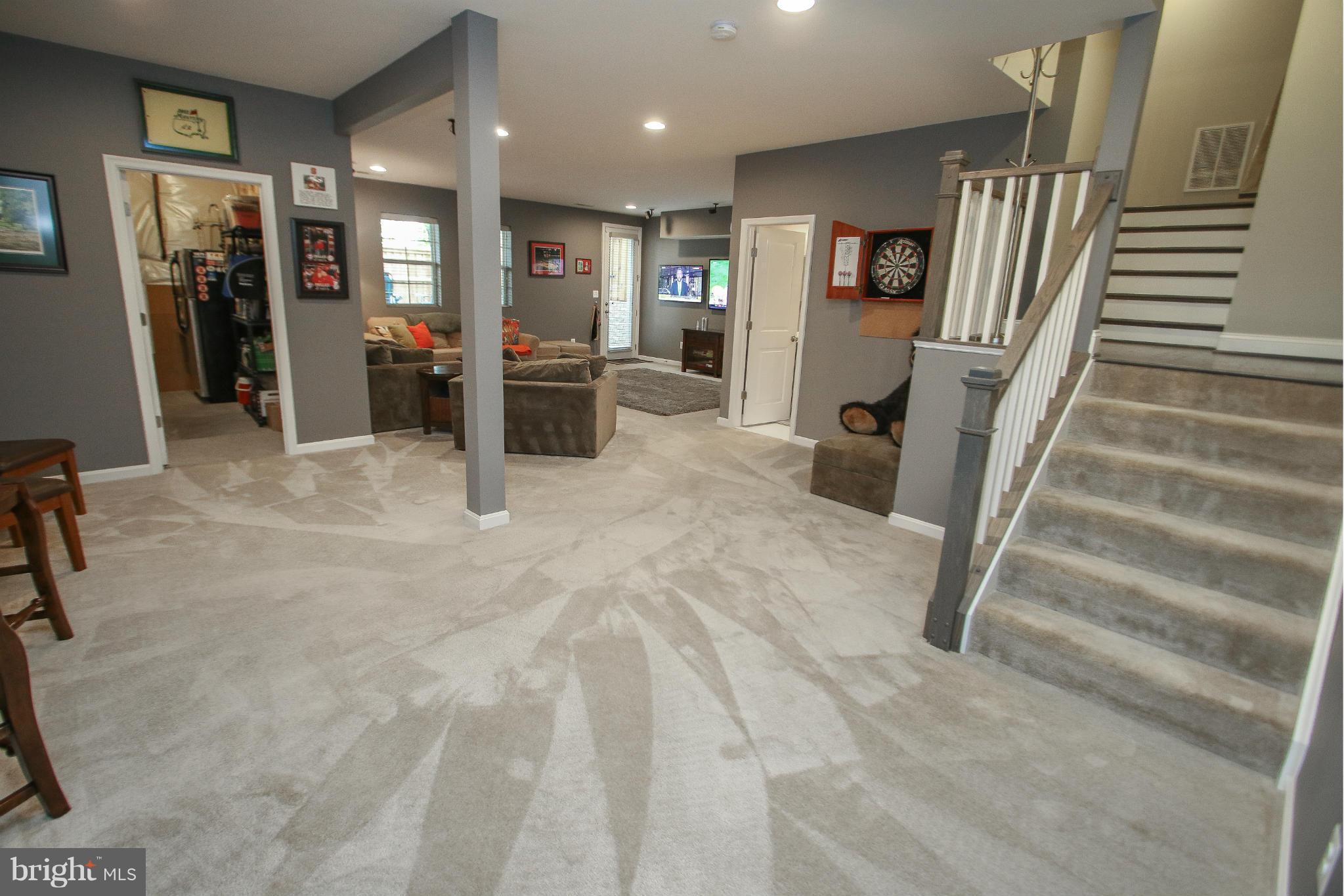 BRAMBLETON LANDBAY 3 - Residential Lease