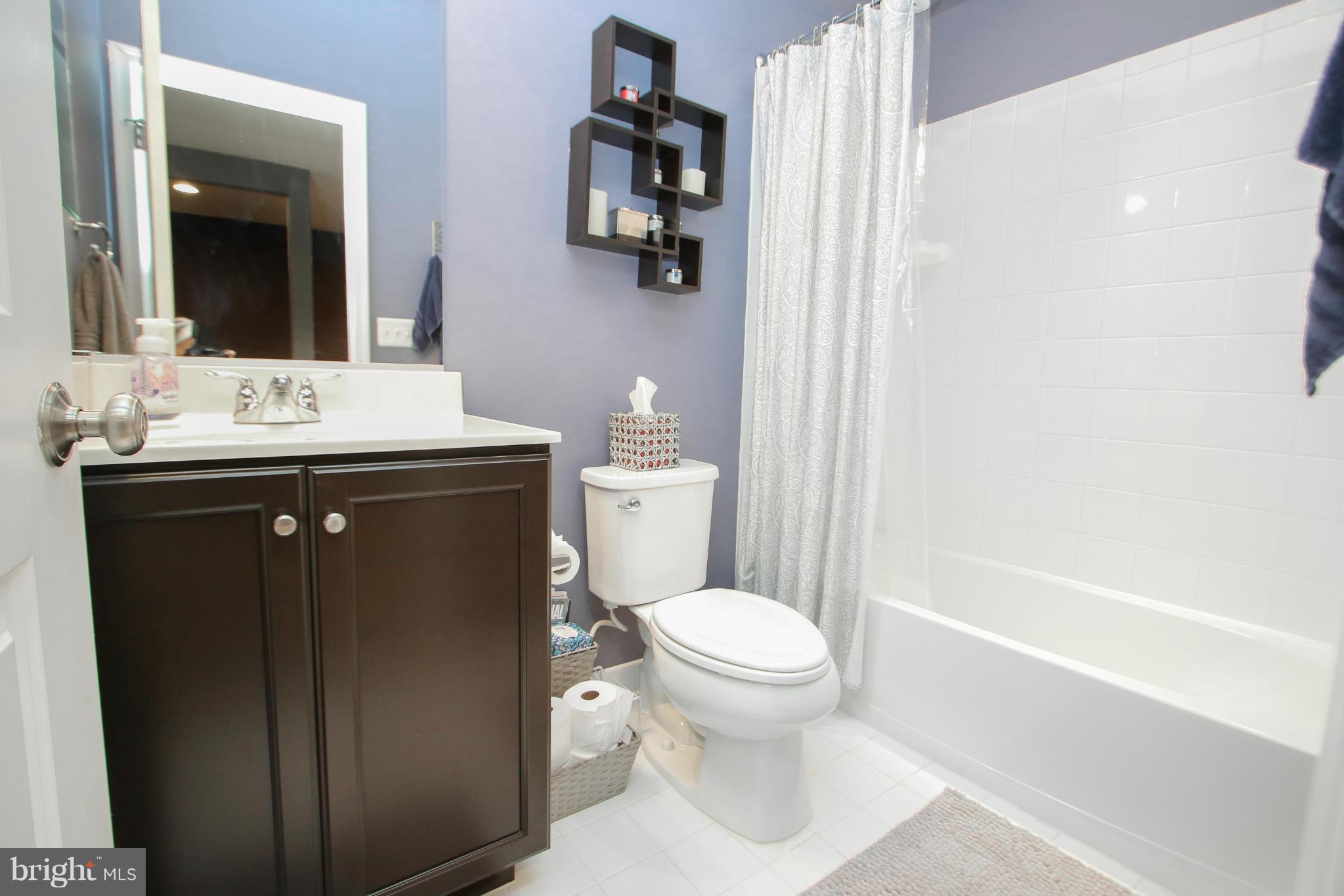 BRAMBLETON LANDBAY 3 - Residential Lease