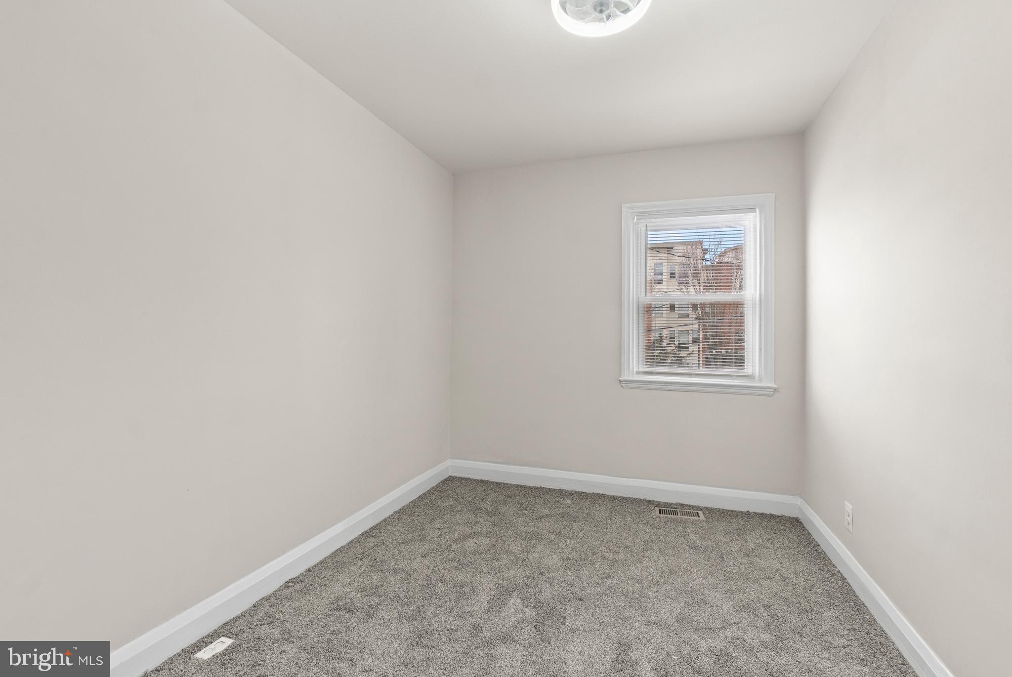 GREEN SPRING - Residential