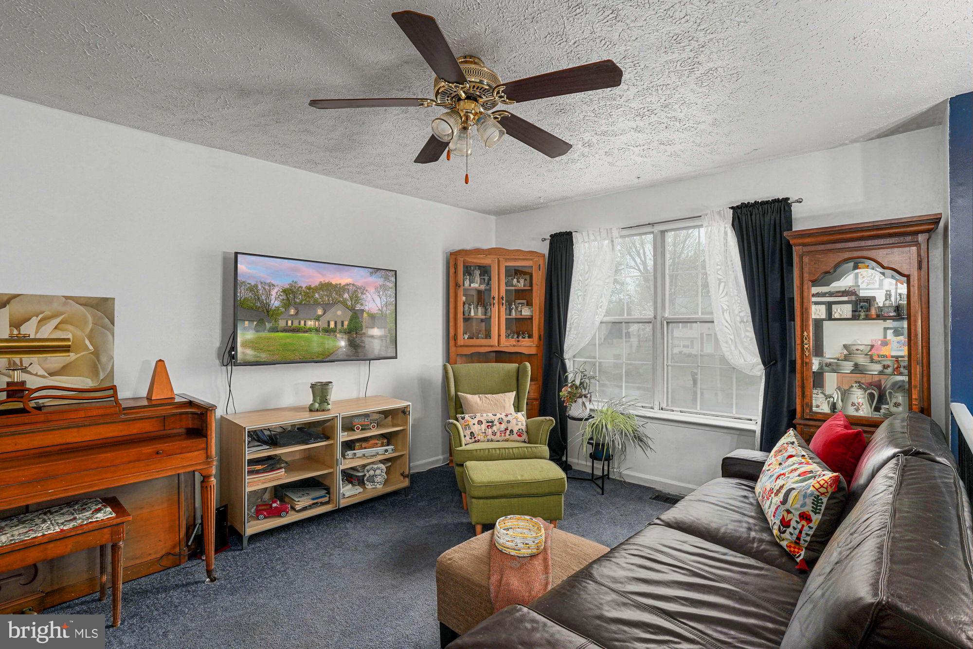 VISTA WOODS - Residential