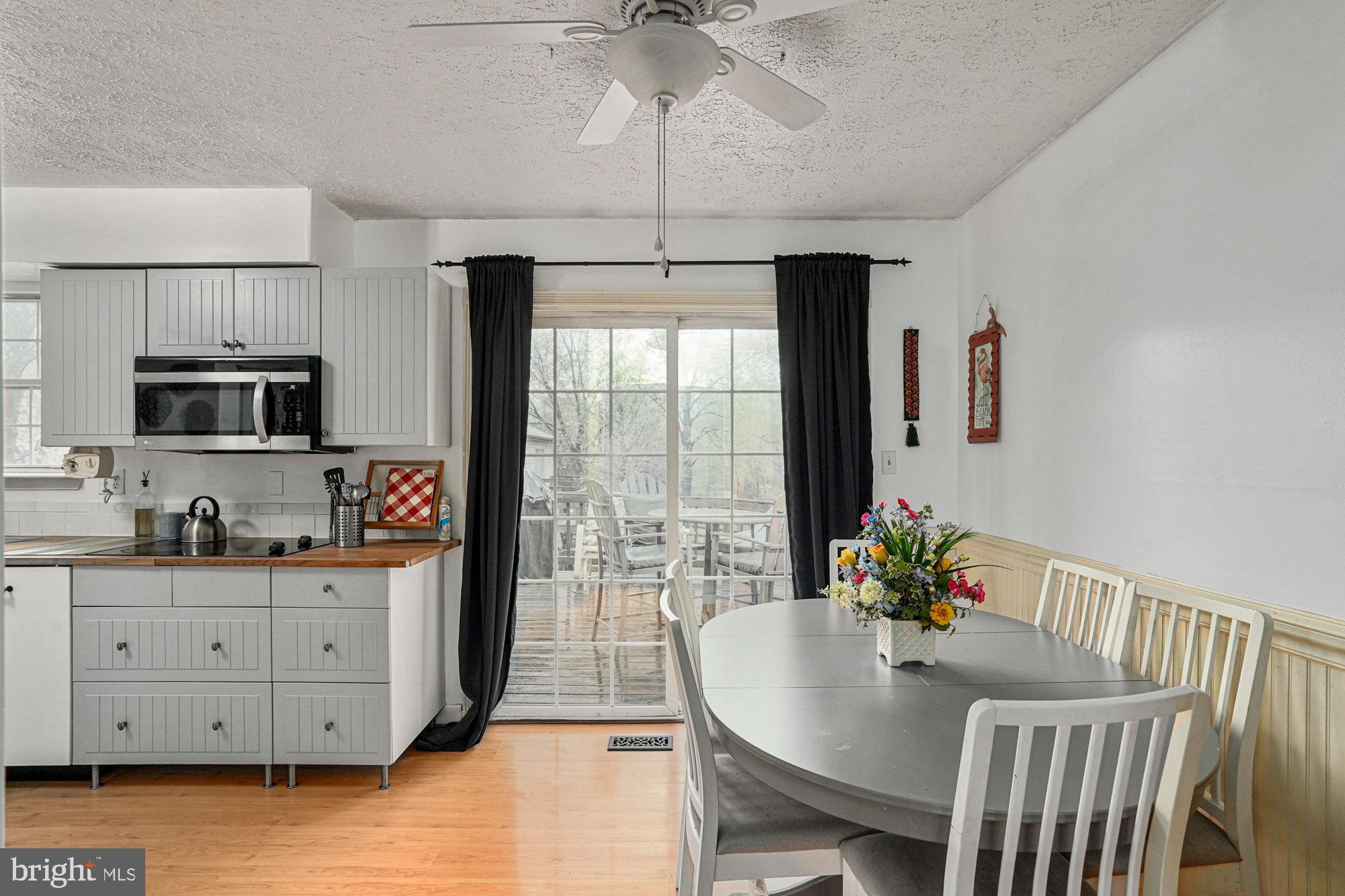 VISTA WOODS - Residential