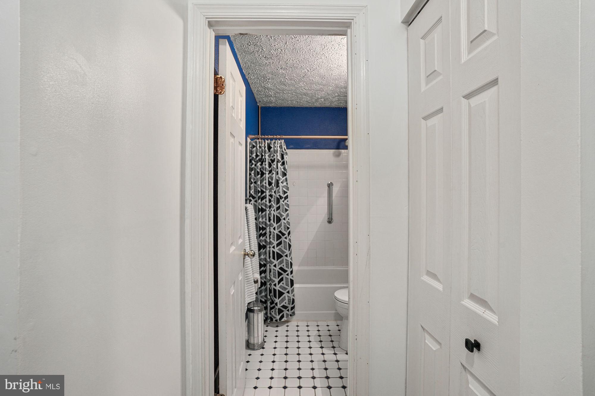 VISTA WOODS - Residential