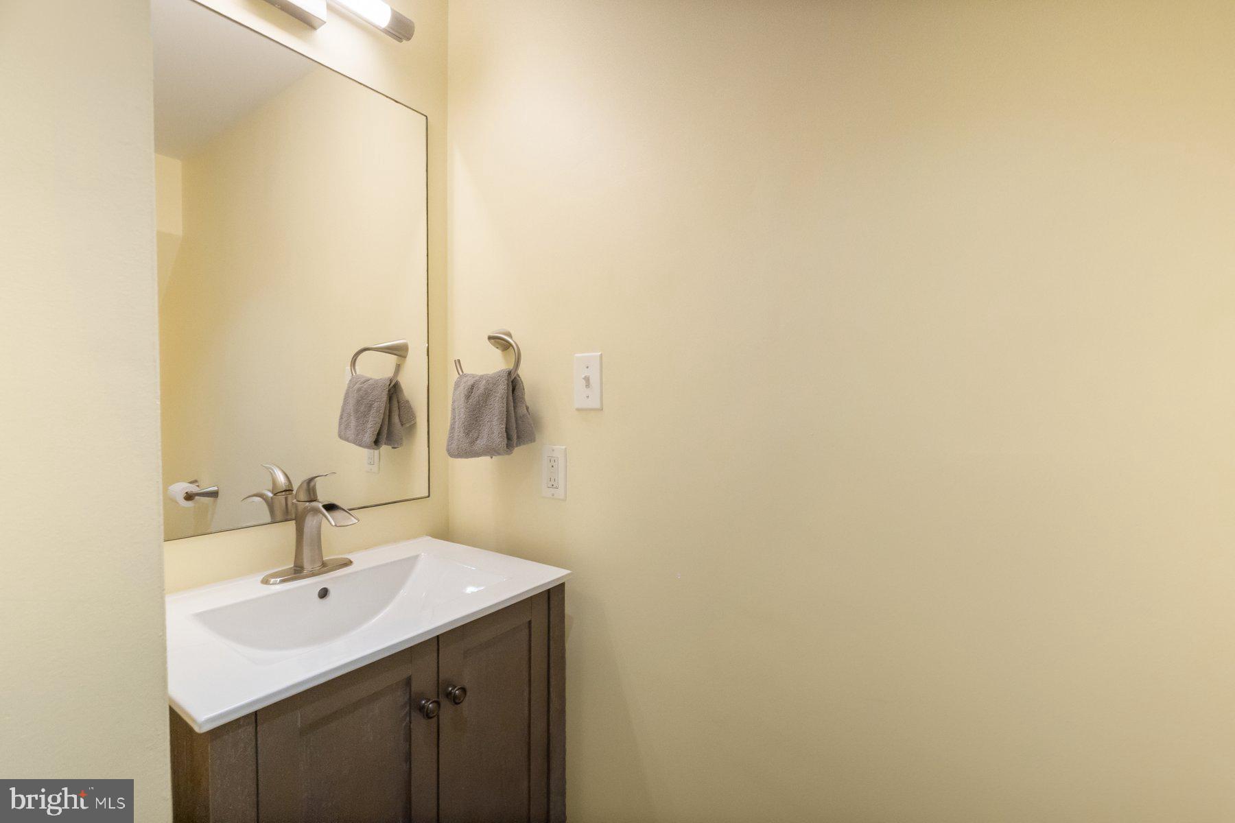 PATRICK HENRY - Residential