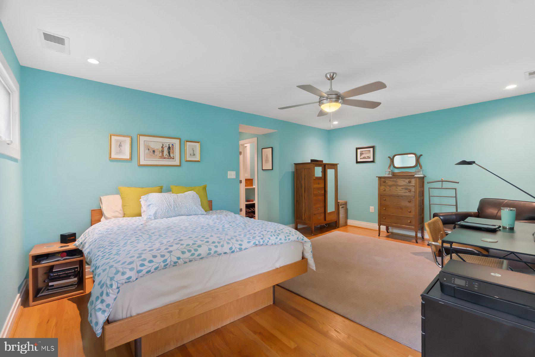 PATRICK HENRY - Residential