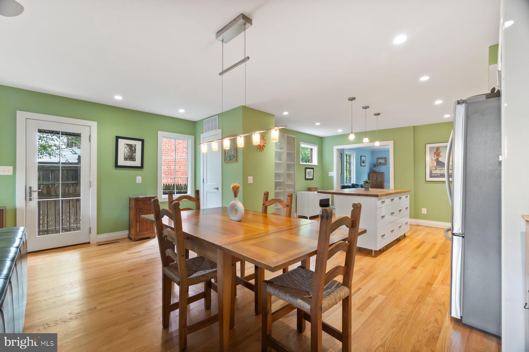 PATRICK HENRY - Residential