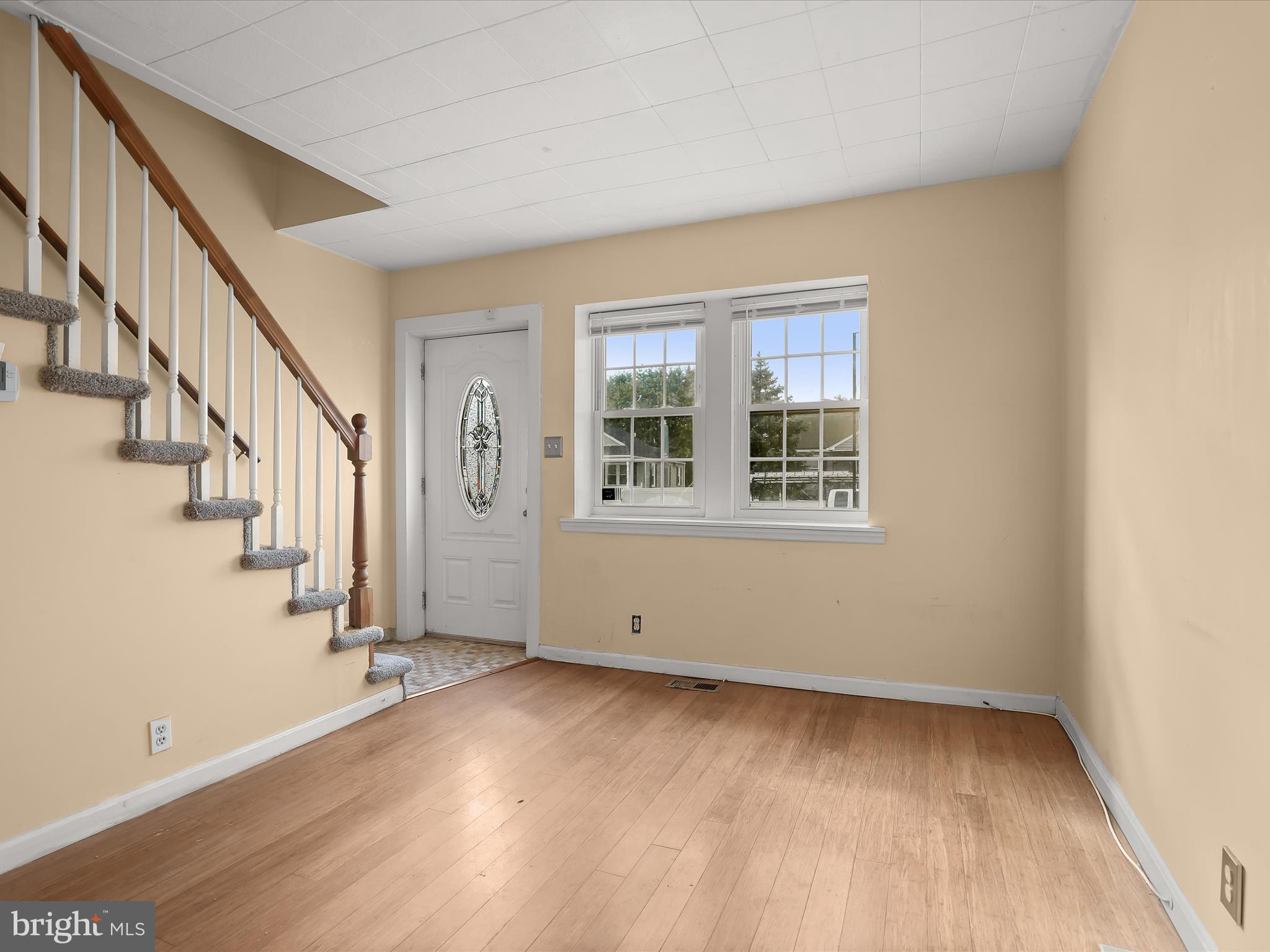 GRAY MANOR - Residential