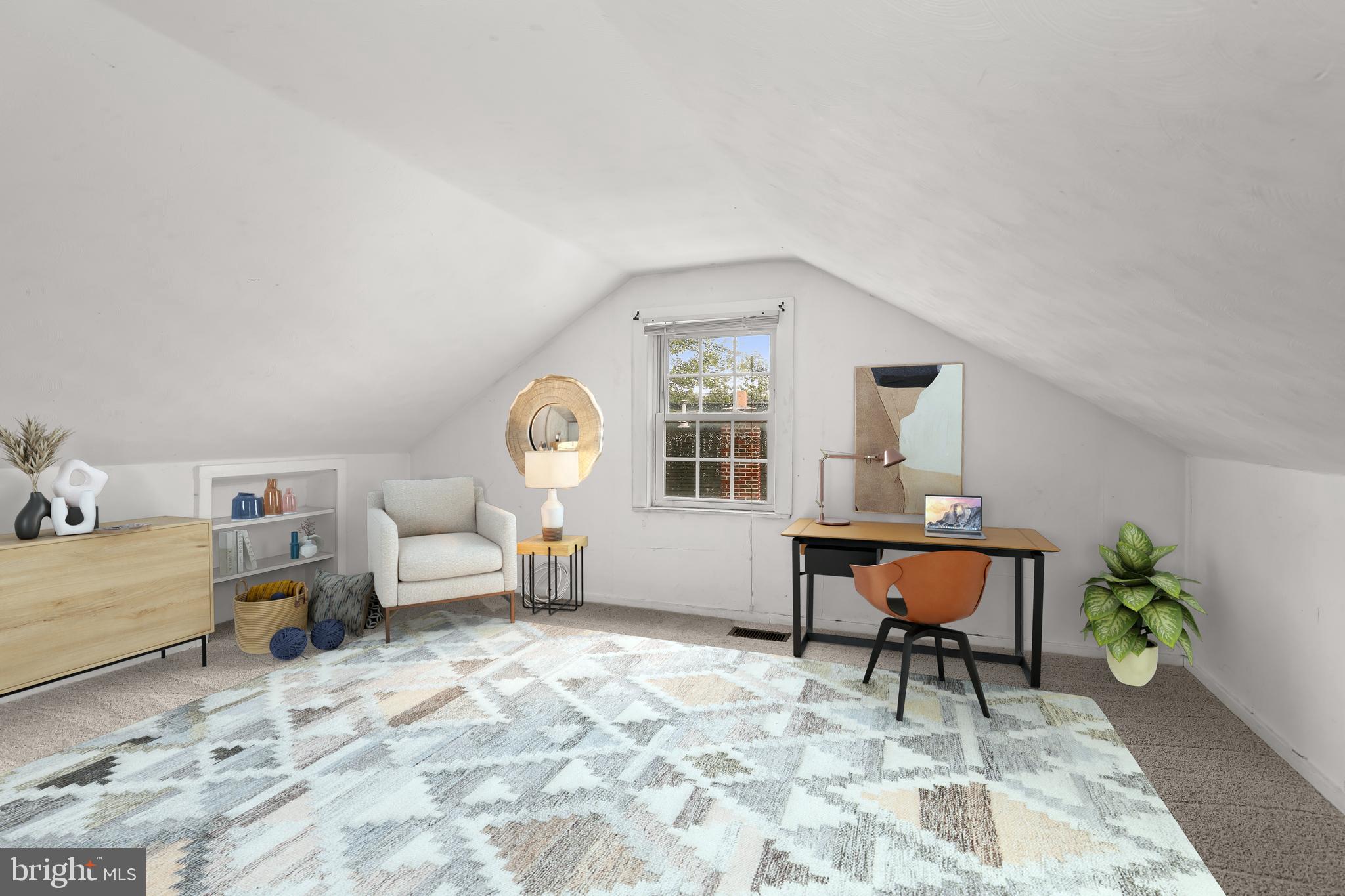 GRAY MANOR - Residential