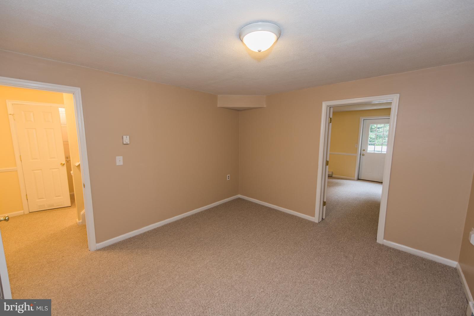 MARLOWE WOODS - Residential