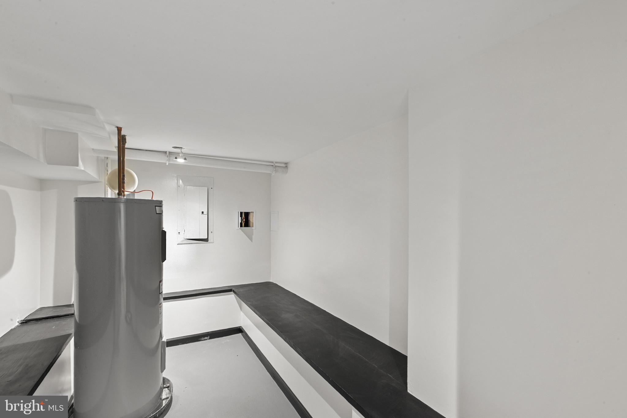 JOHNSTON SQUARE - Residential