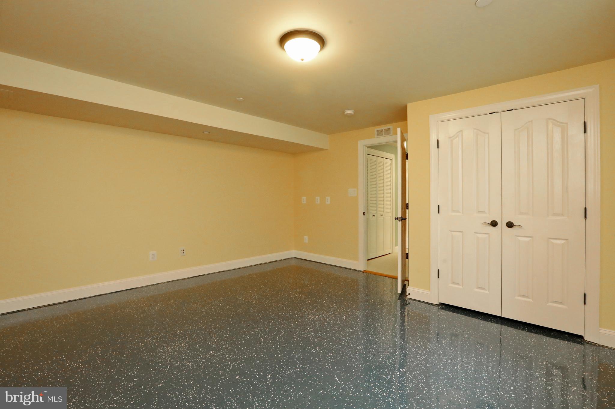 BROAD CREEK - Residential