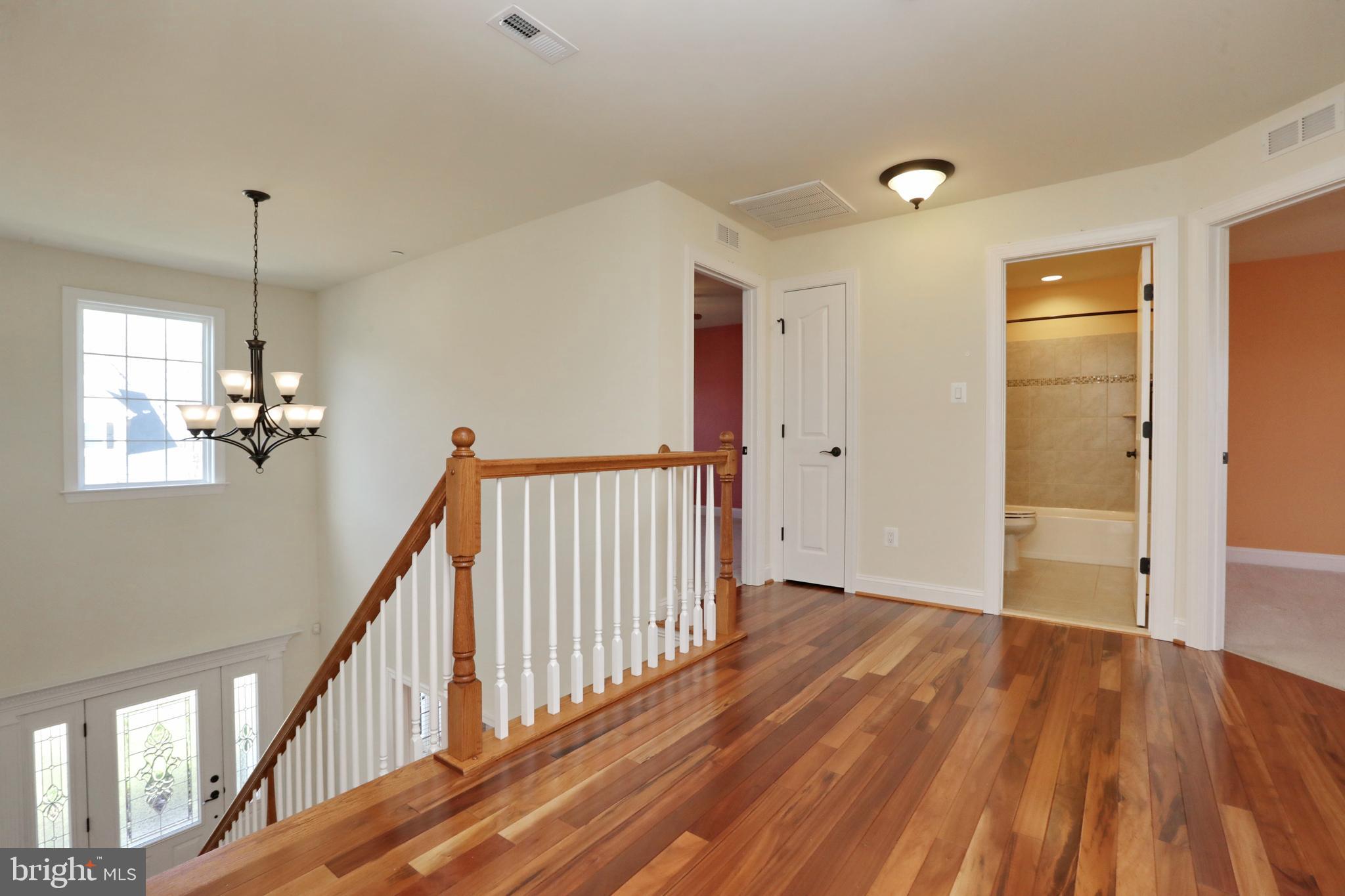 BROAD CREEK - Residential