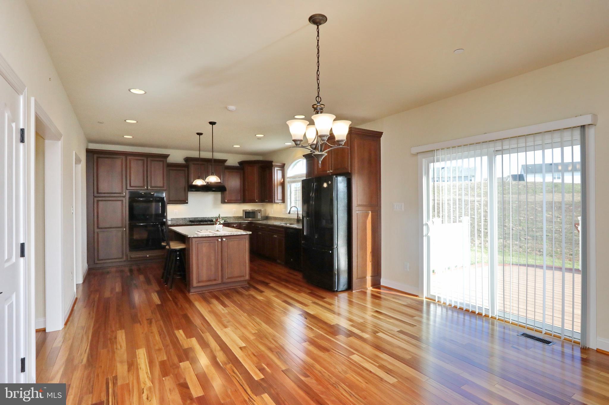 BROAD CREEK - Residential