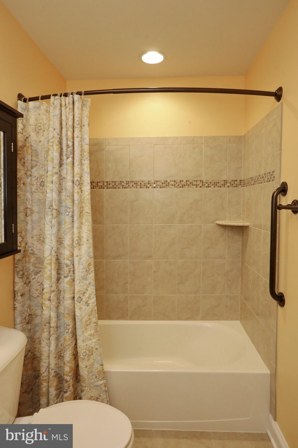 BROAD CREEK - Residential