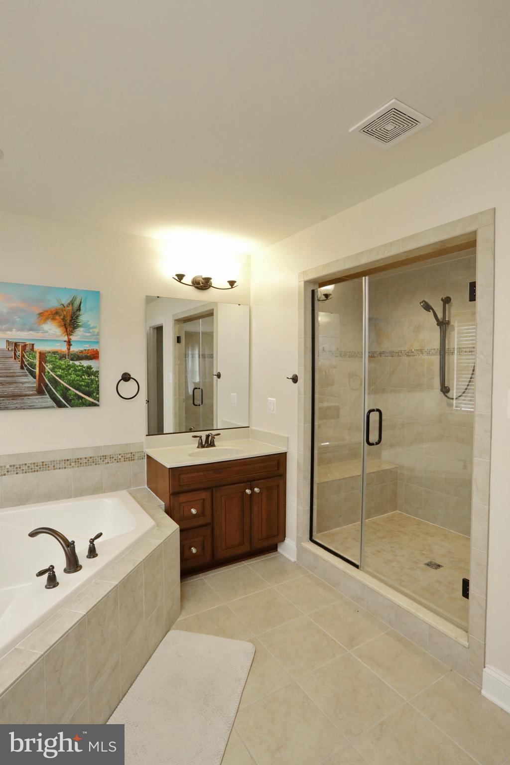 BROAD CREEK - Residential