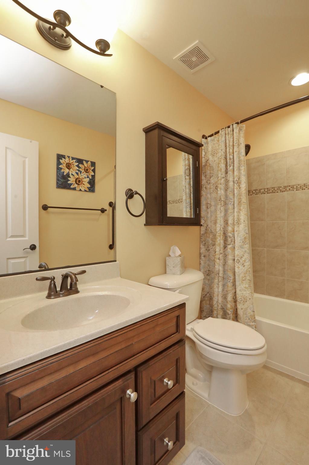 BROAD CREEK - Residential