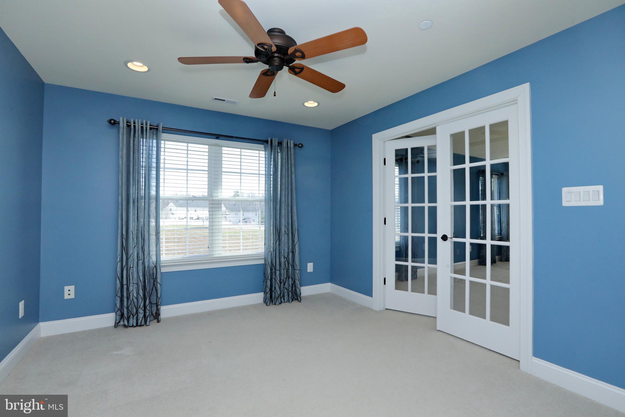 BROAD CREEK - Residential