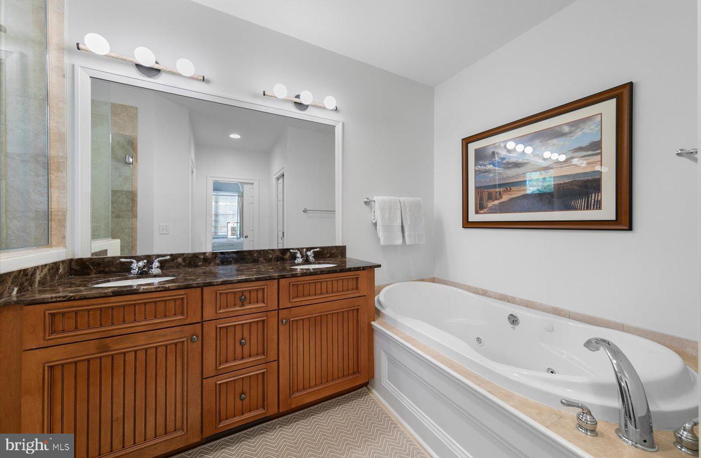 NORTH SHORES - Residential