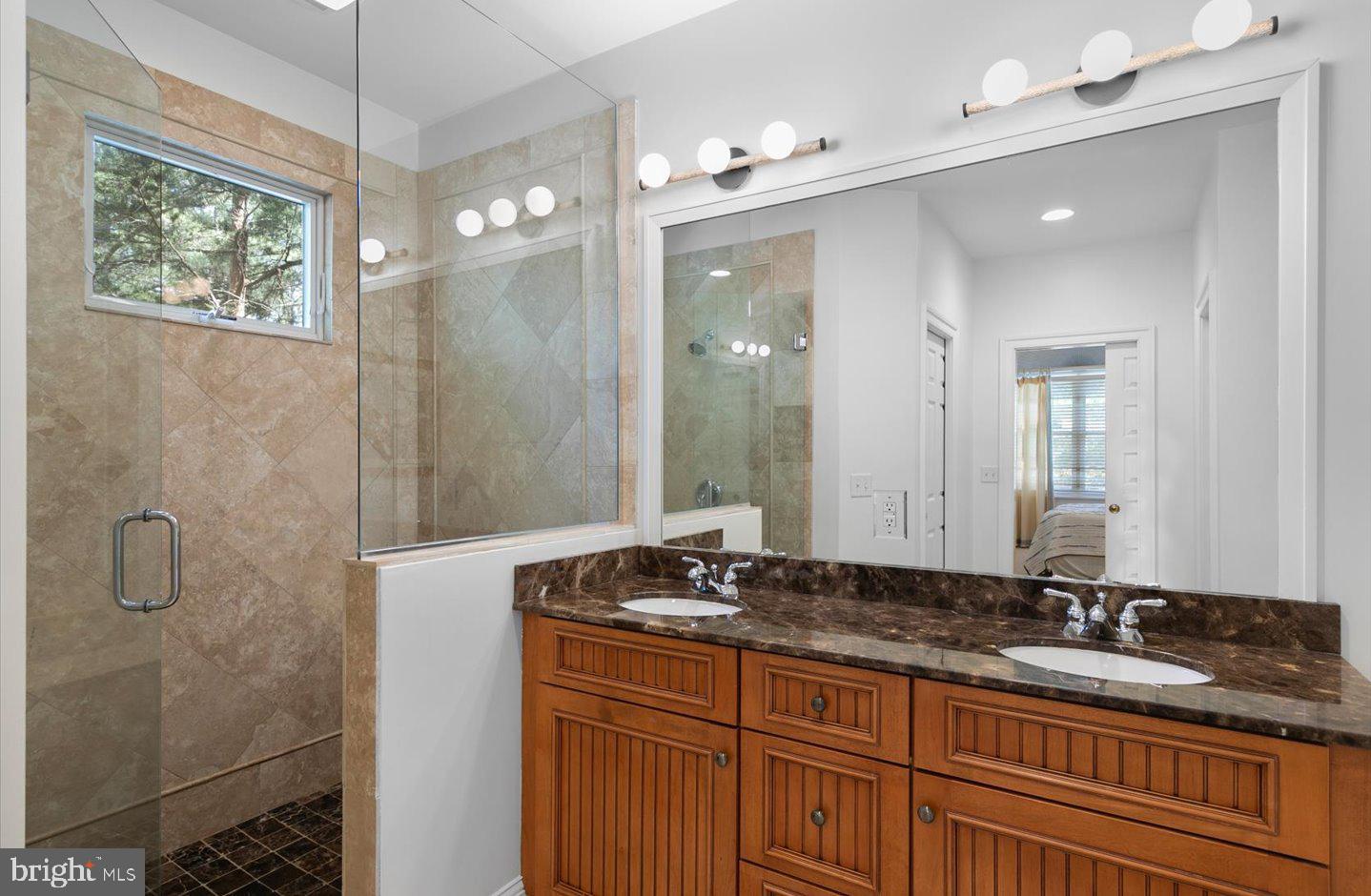 NORTH SHORES - Residential