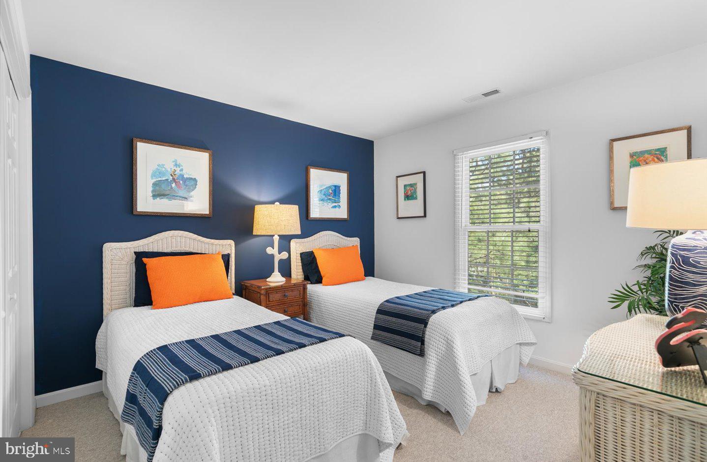 NORTH SHORES - Residential