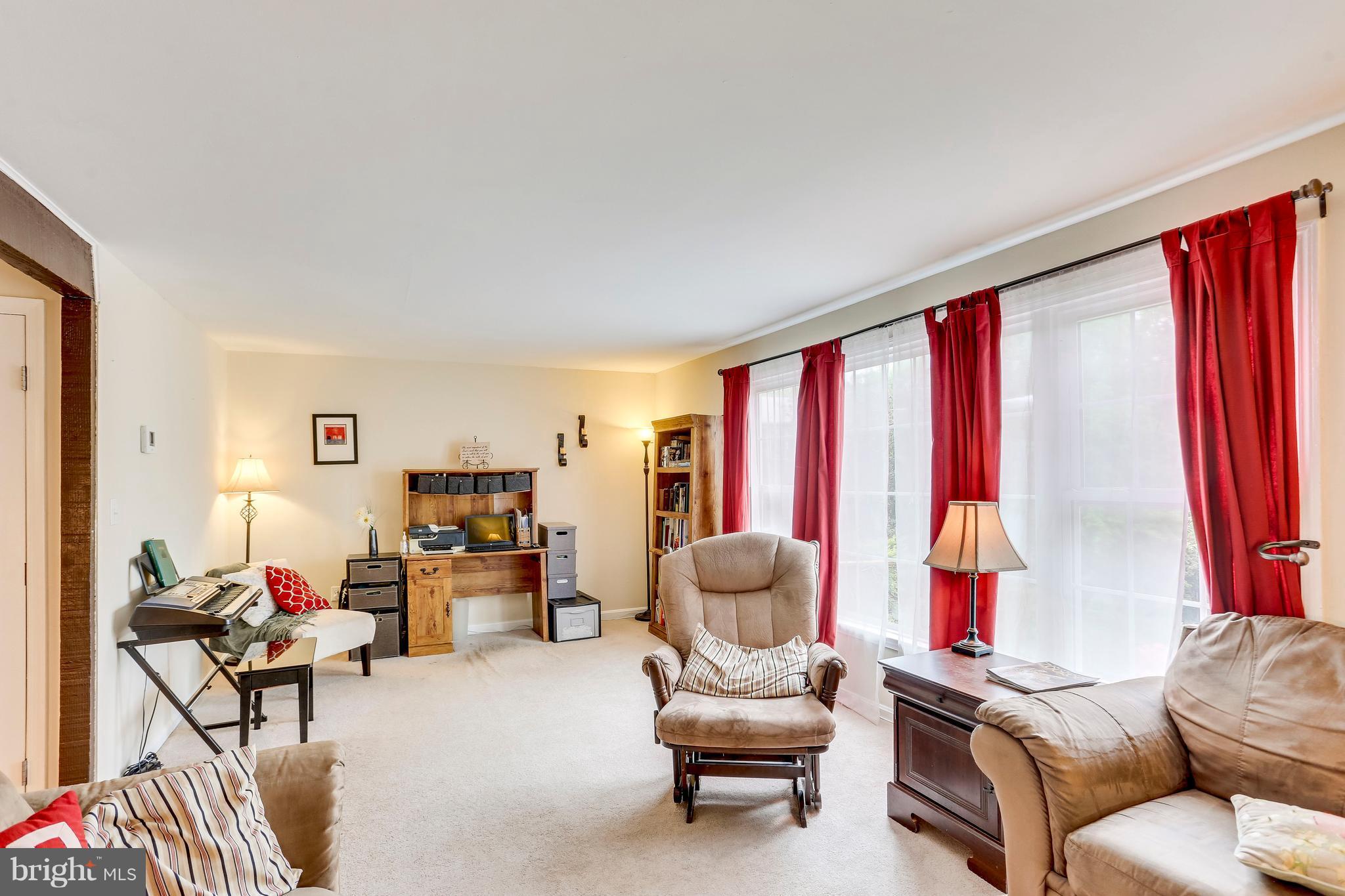 GREENWICH HILL - Residential