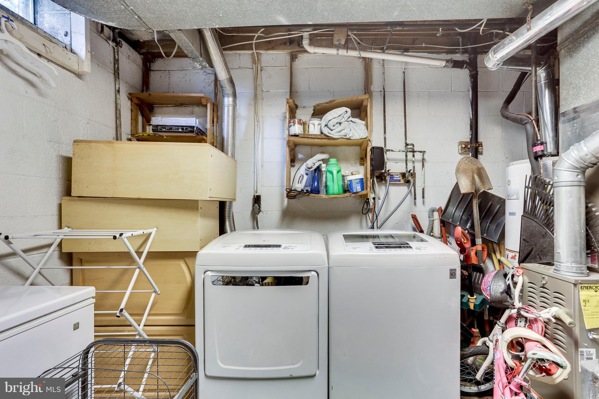 GREENWICH HILL - Residential