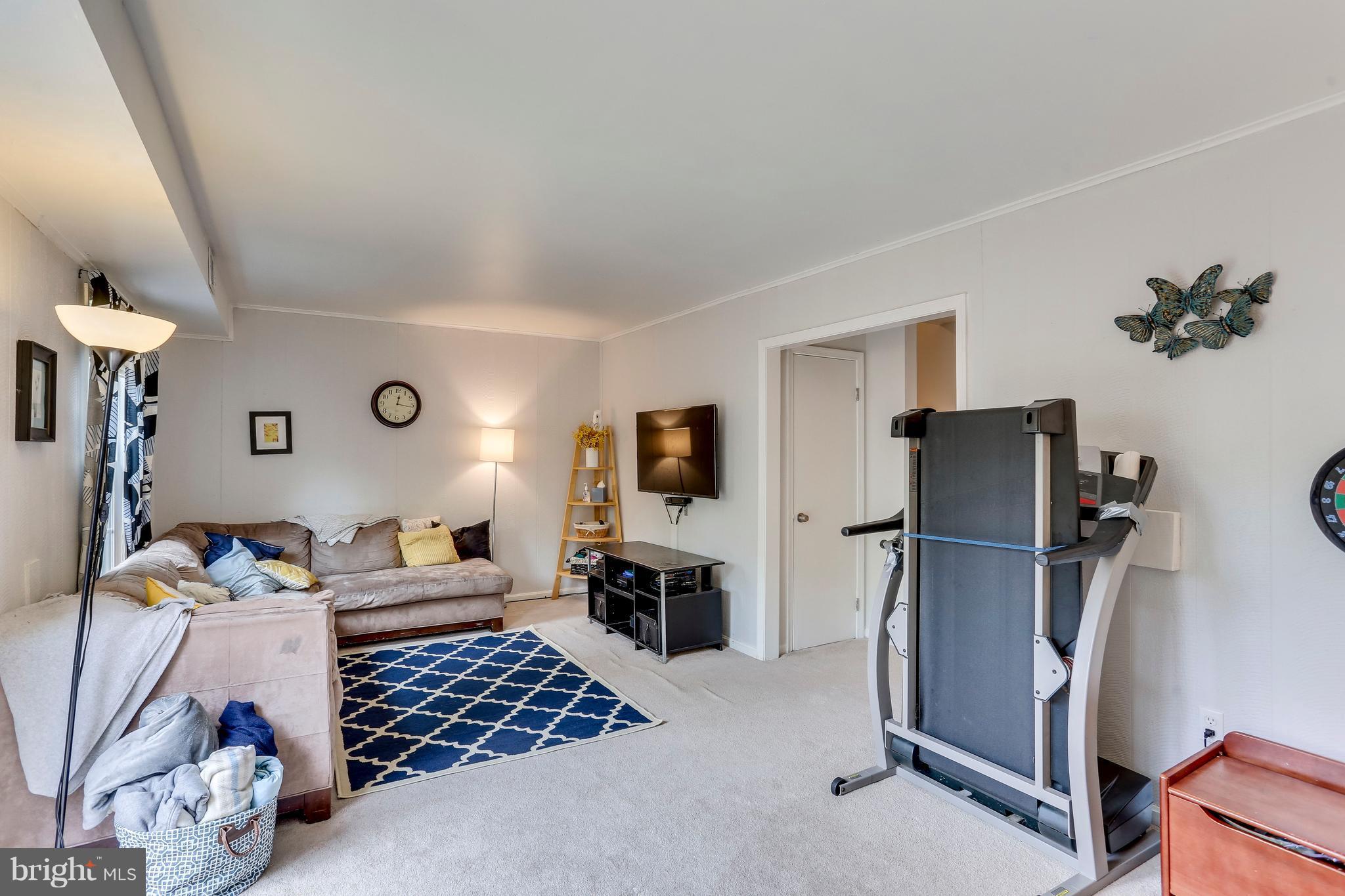 GREENWICH HILL - Residential