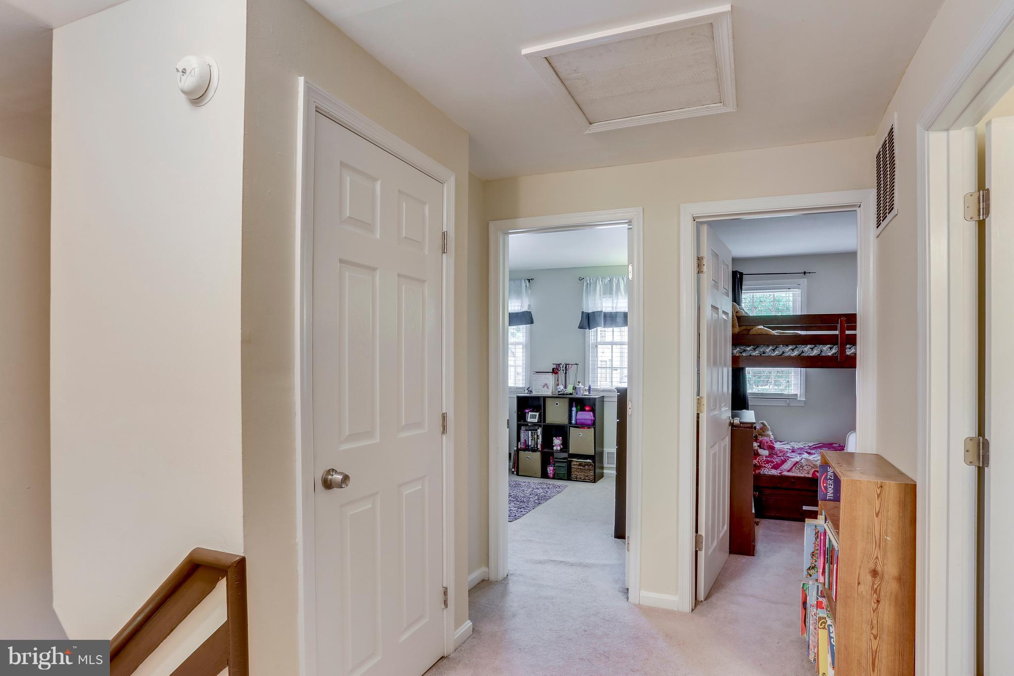 GREENWICH HILL - Residential