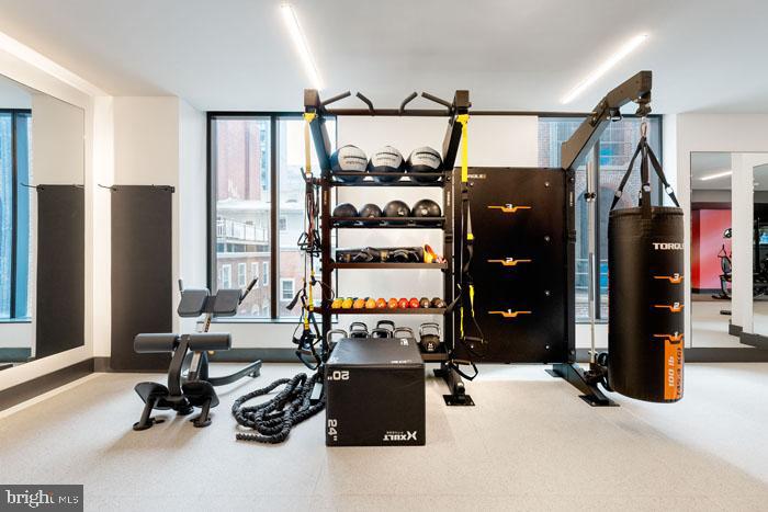 WASHINGTON SQ - Residential Lease