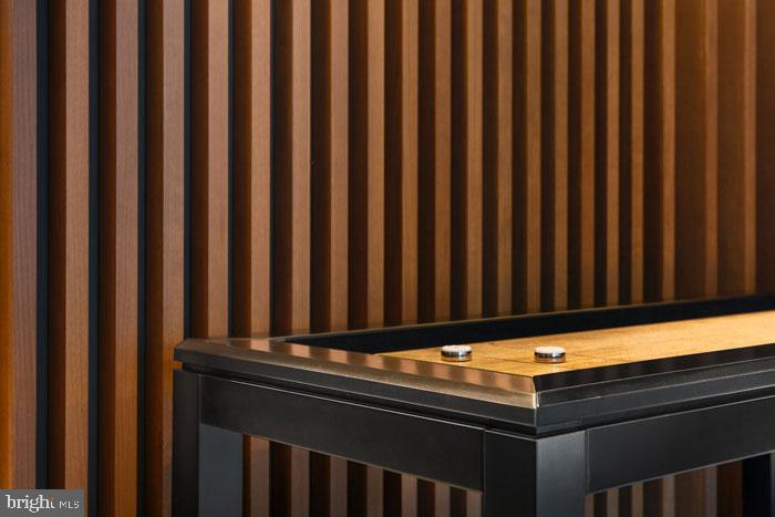 WASHINGTON SQ - Residential Lease