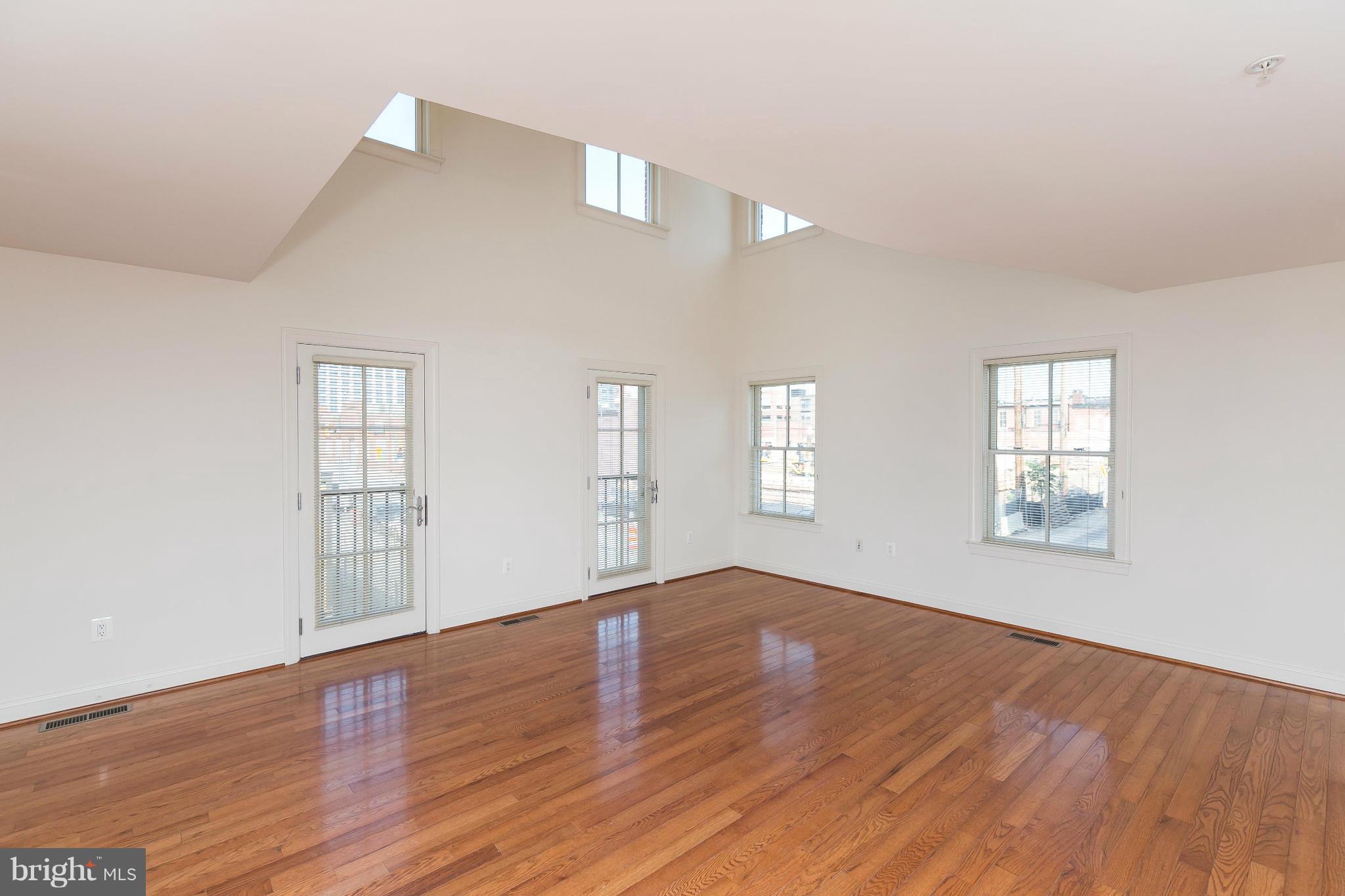 FELLS POINT HISTORIC DISTRICT - Residential