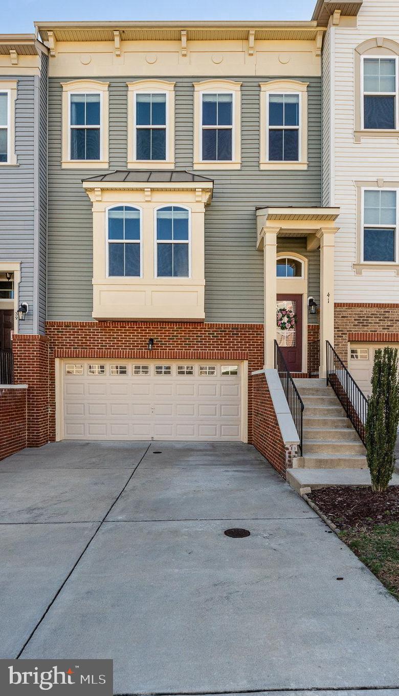 COLONIAL FORGE - Residential