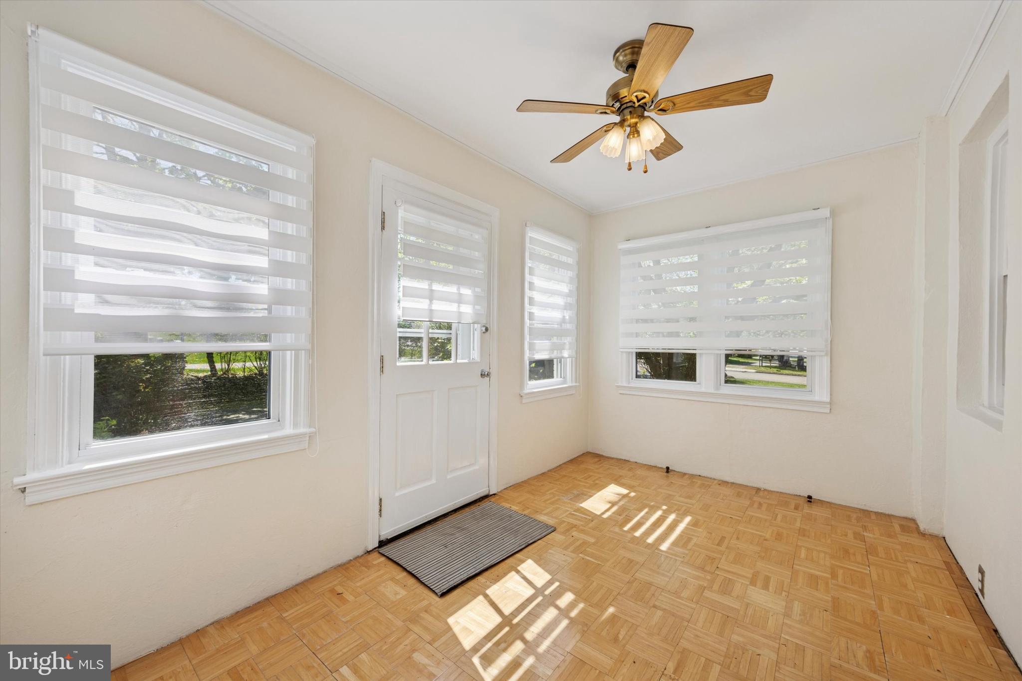 MAPLE RIDGE - Residential