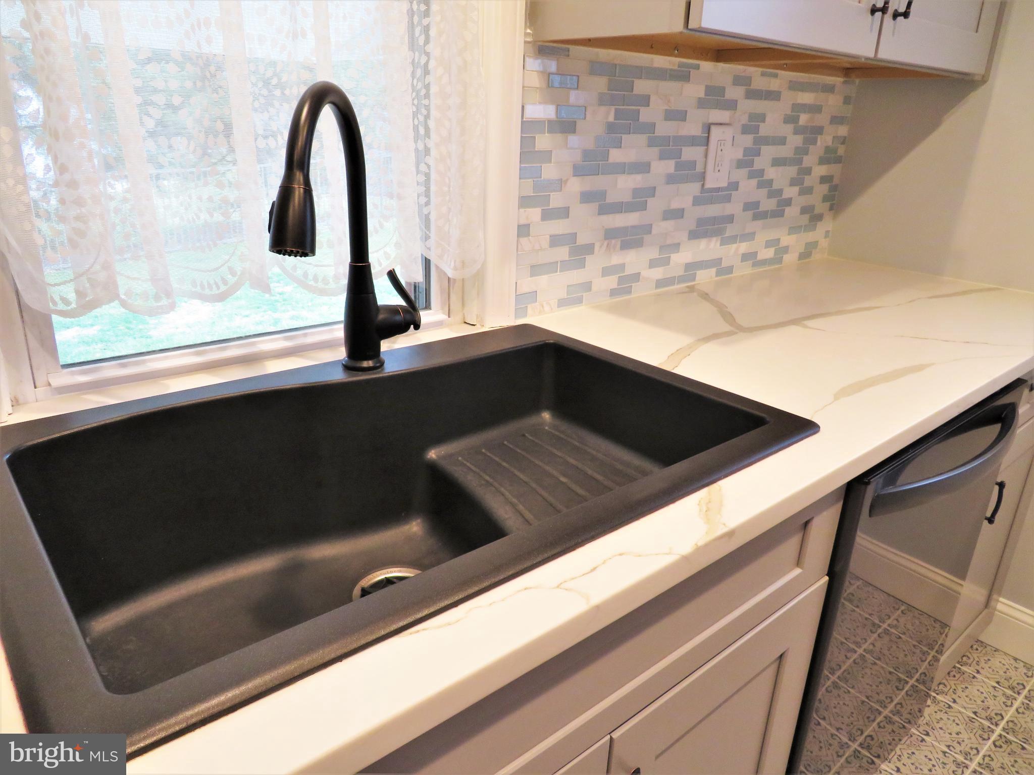 MAPLE RIDGE - Residential
