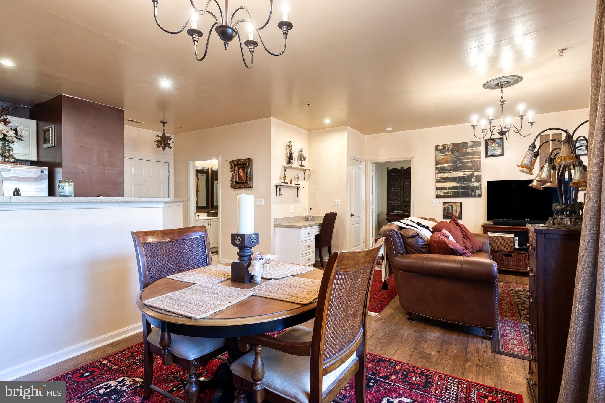 HIGH VIEW AT HUNT VALLEY - Residential