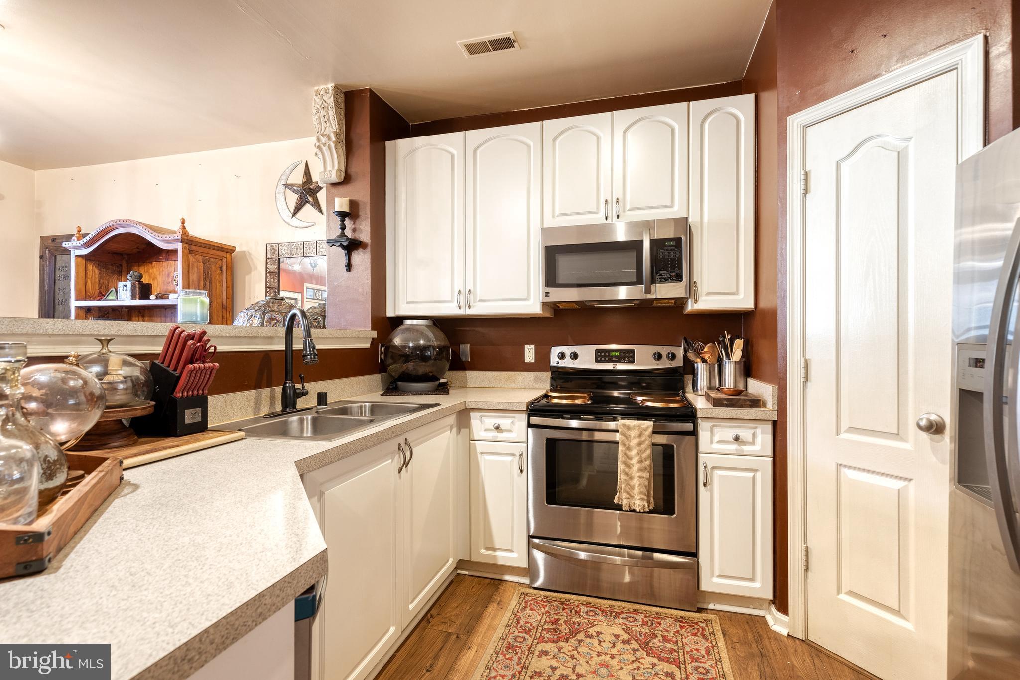 HIGH VIEW AT HUNT VALLEY - Residential