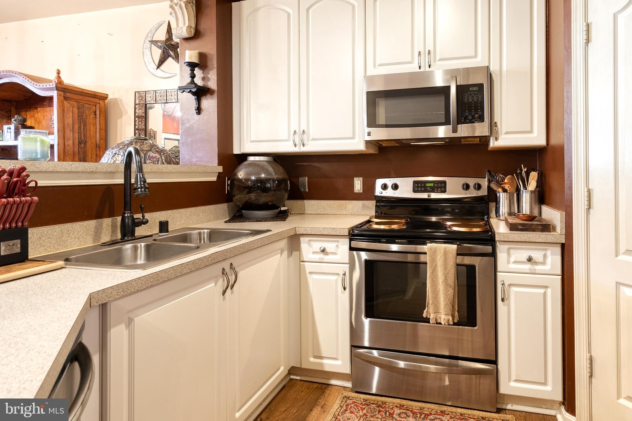 HIGH VIEW AT HUNT VALLEY - Residential