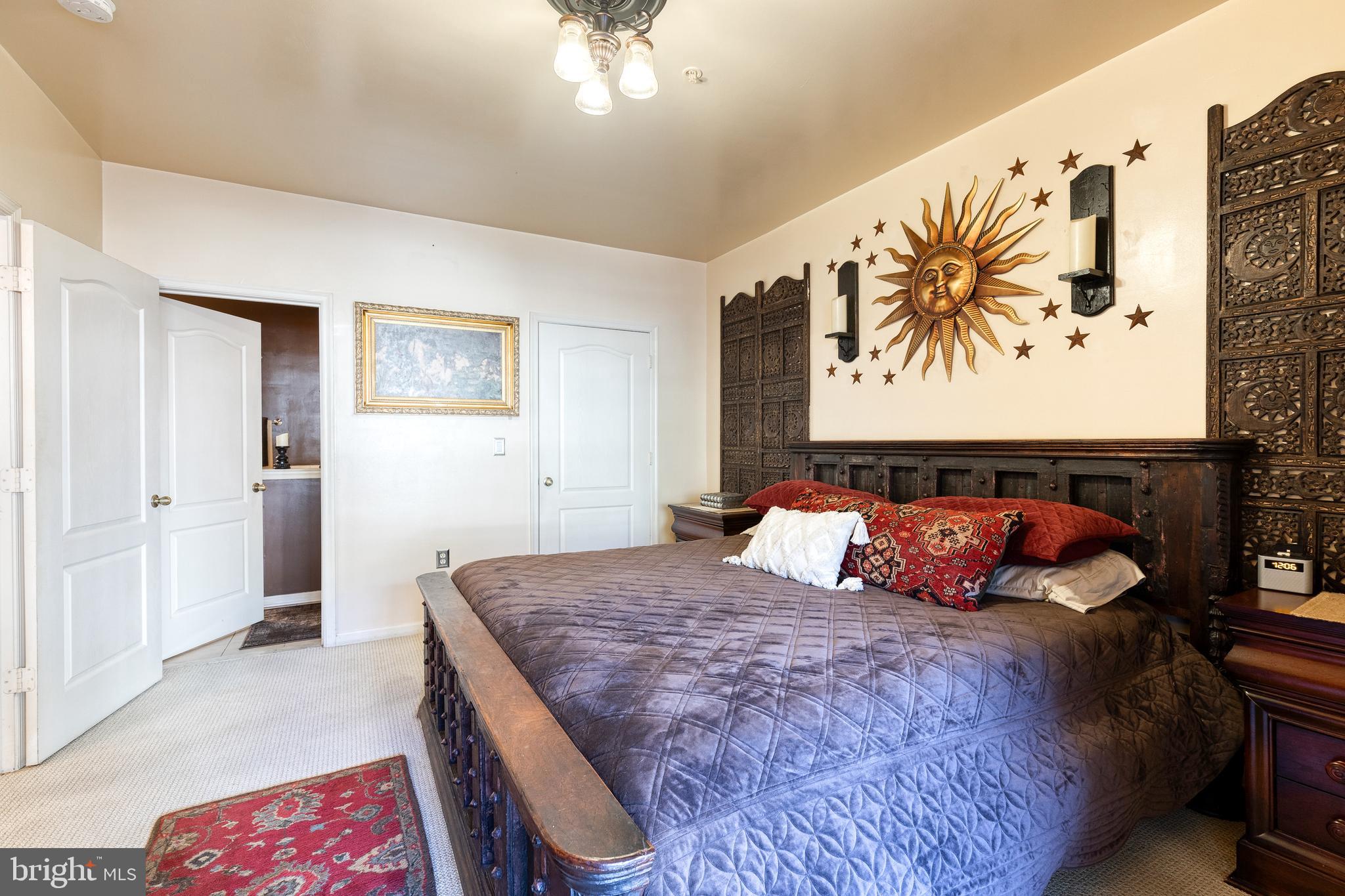 HIGH VIEW AT HUNT VALLEY - Residential