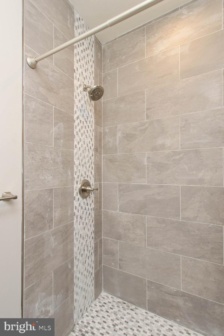 HAMPDEN HISTORIC DISTRICT - Residential