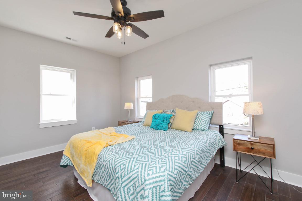 HAMPDEN HISTORIC DISTRICT - Residential