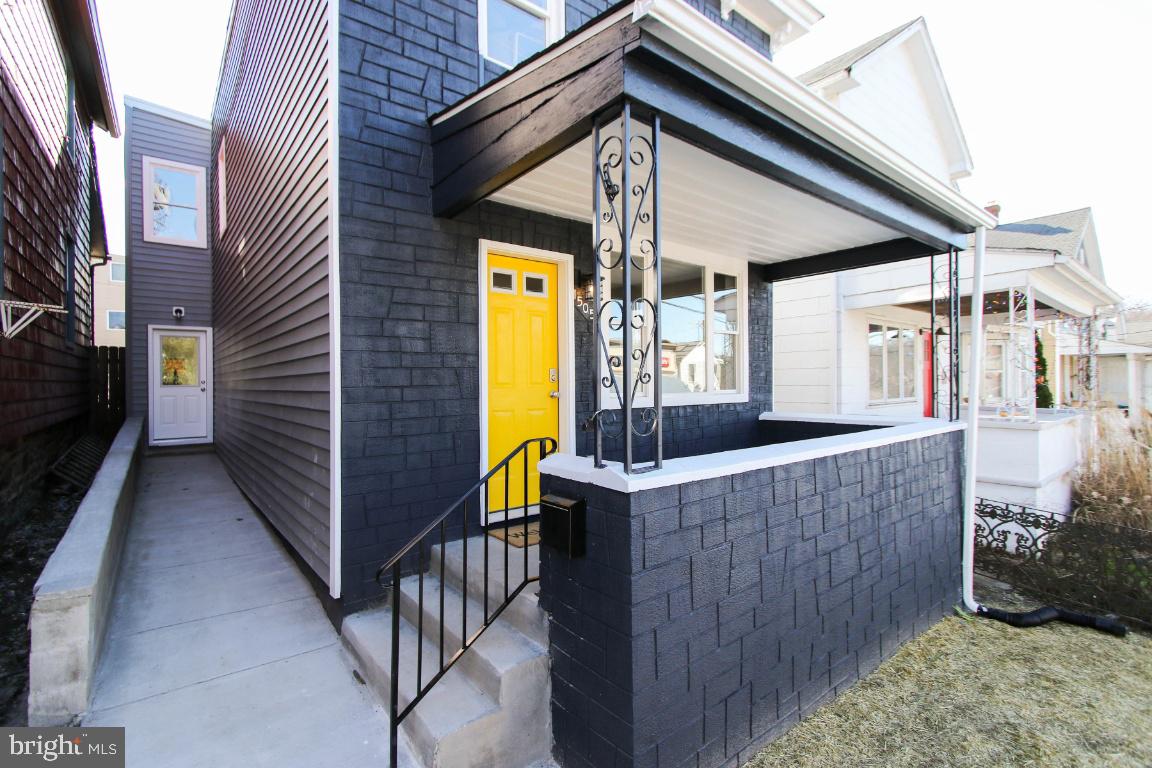 HAMPDEN HISTORIC DISTRICT - Residential