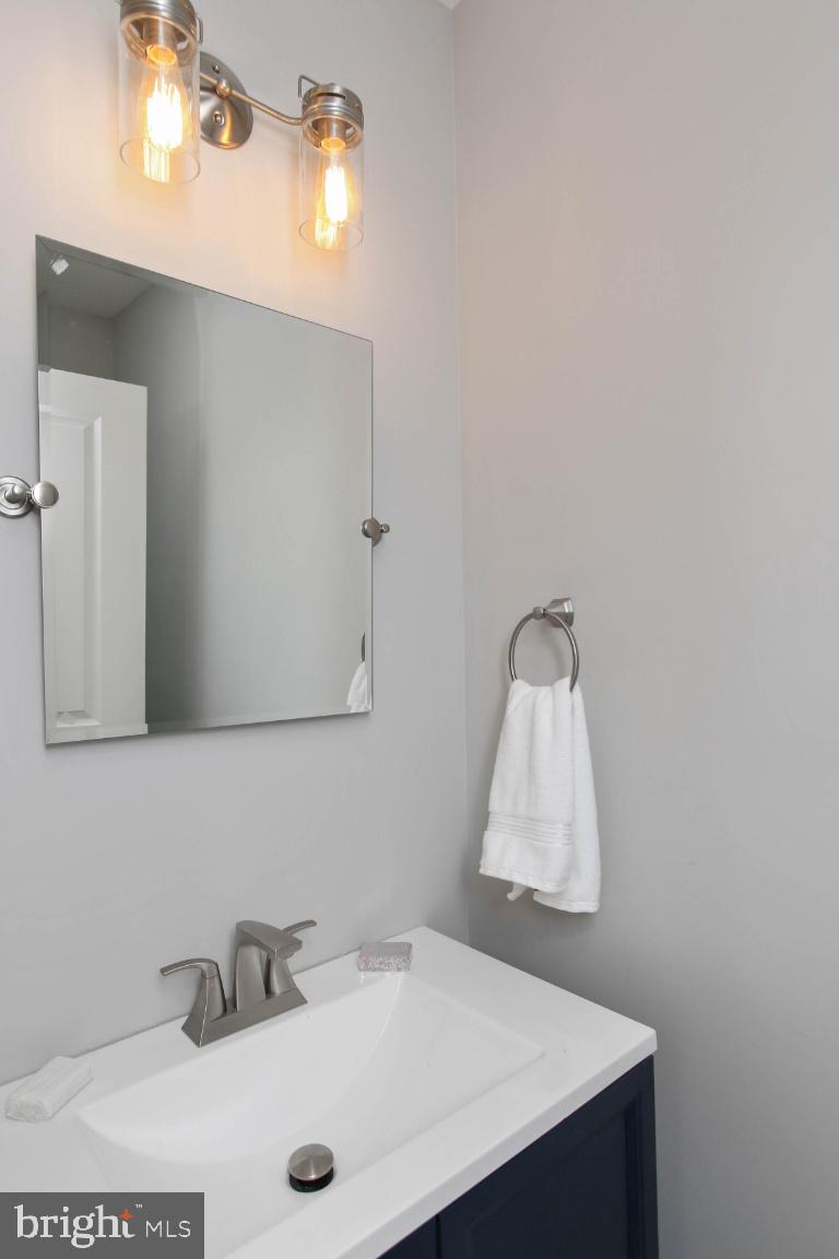 HAMPDEN HISTORIC DISTRICT - Residential