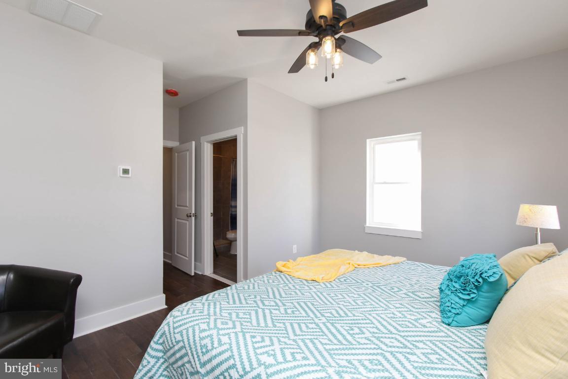 HAMPDEN HISTORIC DISTRICT - Residential