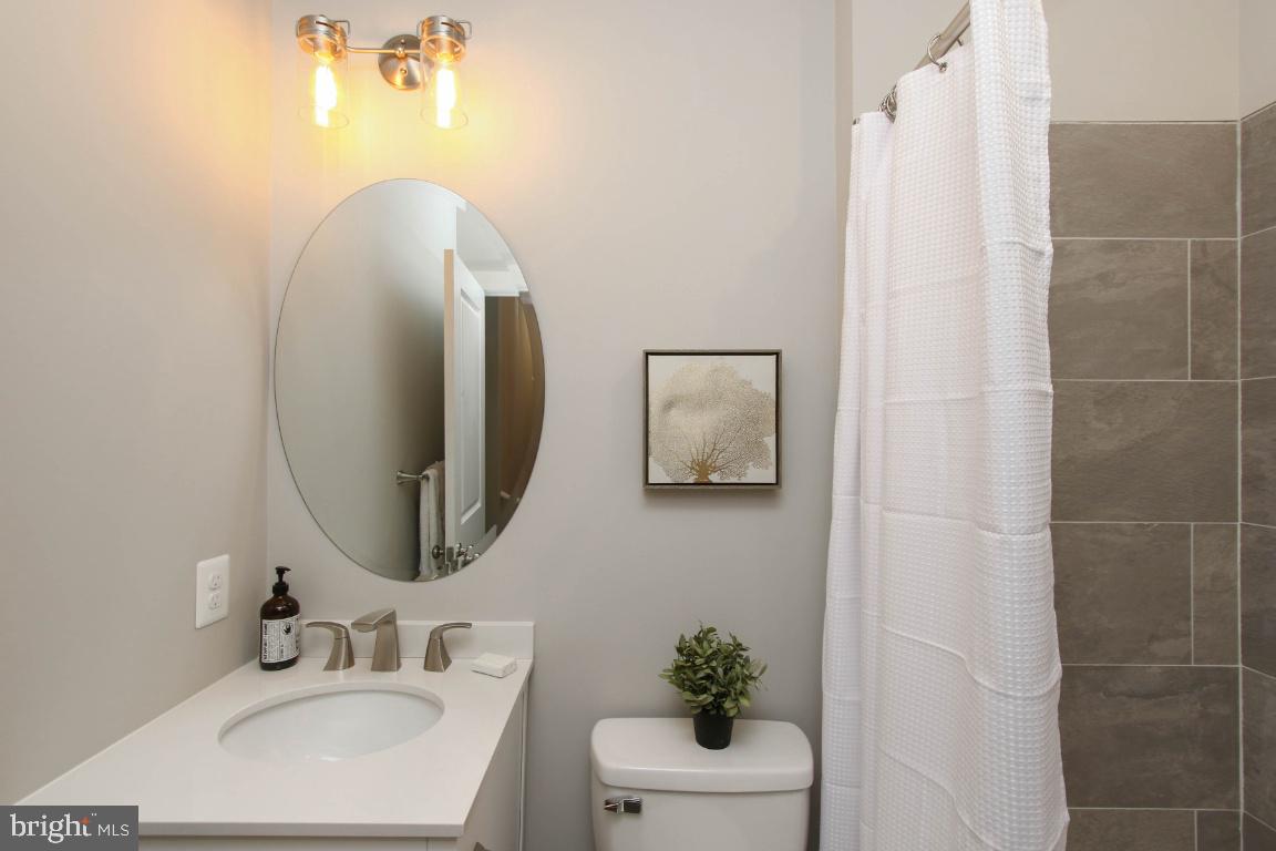 HAMPDEN HISTORIC DISTRICT - Residential